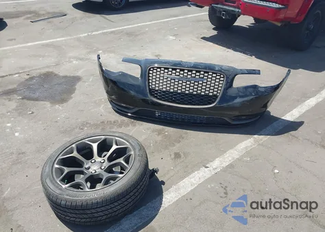 2017 Chrysler 300 300S Alloy Edition from USA, damaged, VIN 2C3CCABG4HH646559